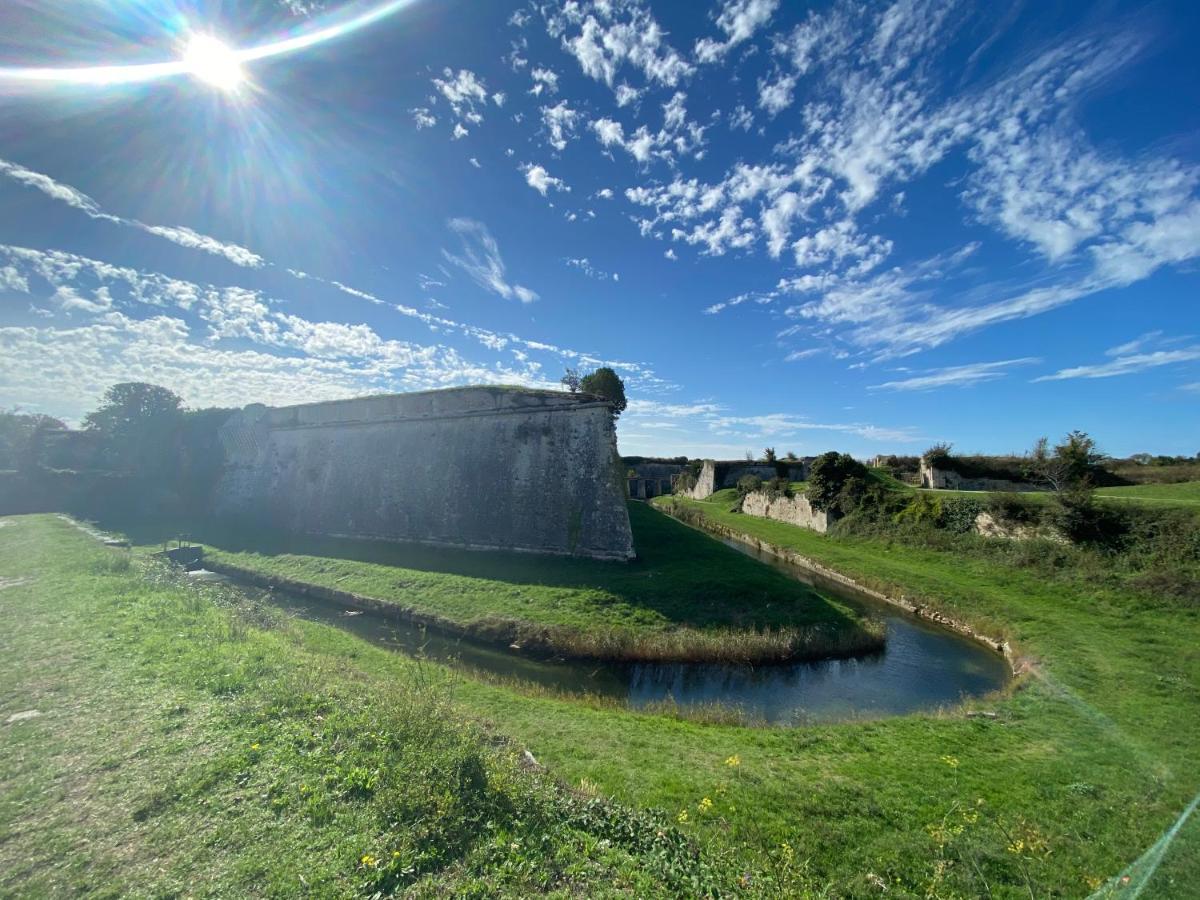 Les Amareyeurs - Ile D'Oleron - Maison Classee 3 Etoiles Avec Piscine - Clim - Velos Le Chateau-d'Oleron Ngoại thất bức ảnh